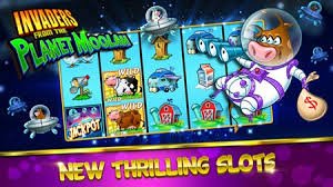 Sweet Bonanza game interface showing cluster-win mechanics